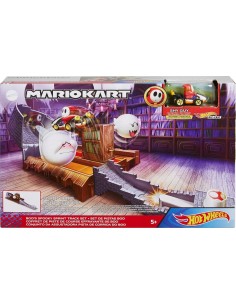 Hot Wheels Mario Kart Boo's Spooky Track Set
